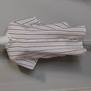 Vince Camuto Lo-Hi Red/Black Pin Stripe Size Large Button down